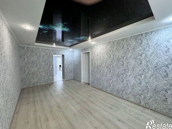 3-комн квартира улица Лебедева-Кумача, 67,  д. 67