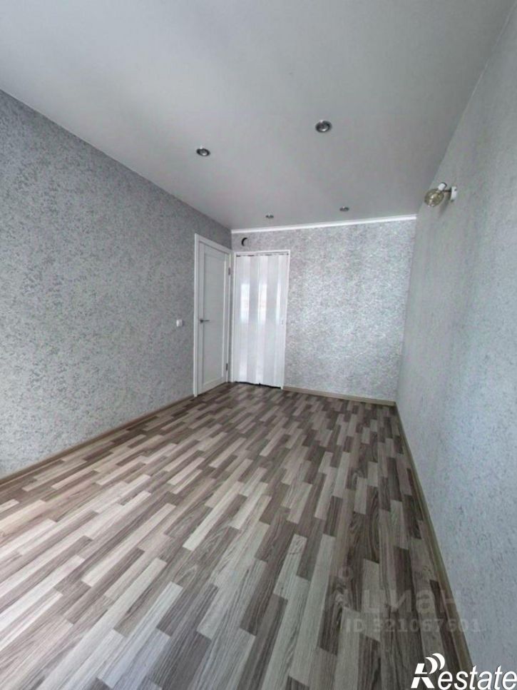 3-комн квартира улица Лебедева-Кумача, 67,  д. 67