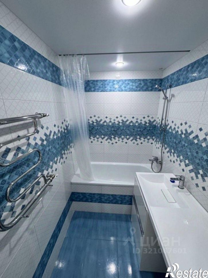 3-комн квартира улица Лебедева-Кумача, 67,  д. 67