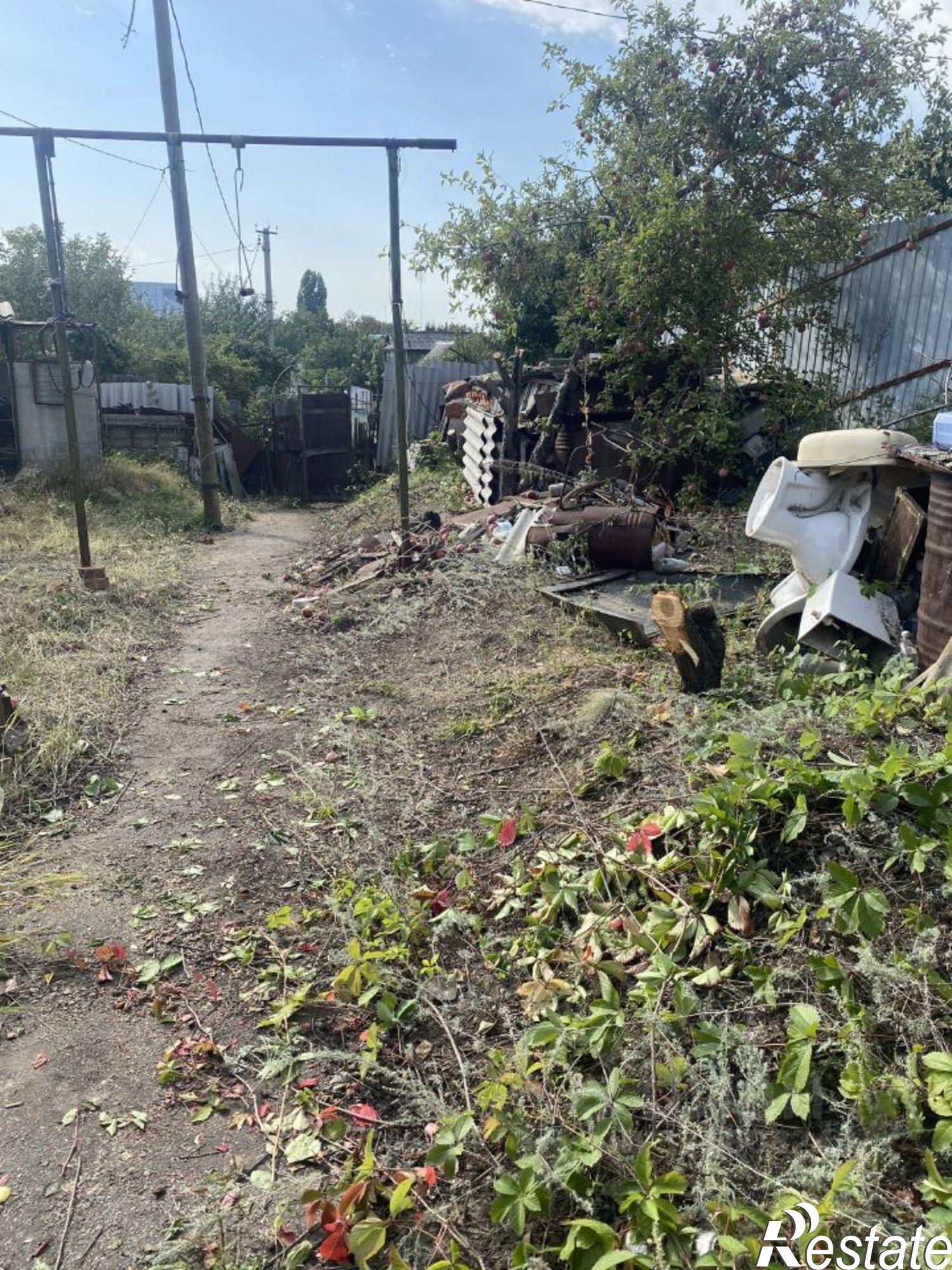 Купить дачу, дом, коттедж за 3 000 000 рублей на ул им Крылова Н.И., 1