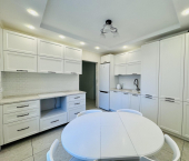 2-комн, 75кв м, этаж 4/10 Заводская ул., 2/1