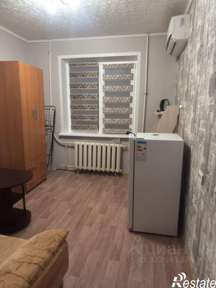 Комната Топольчанская улица, 1,  д. 1