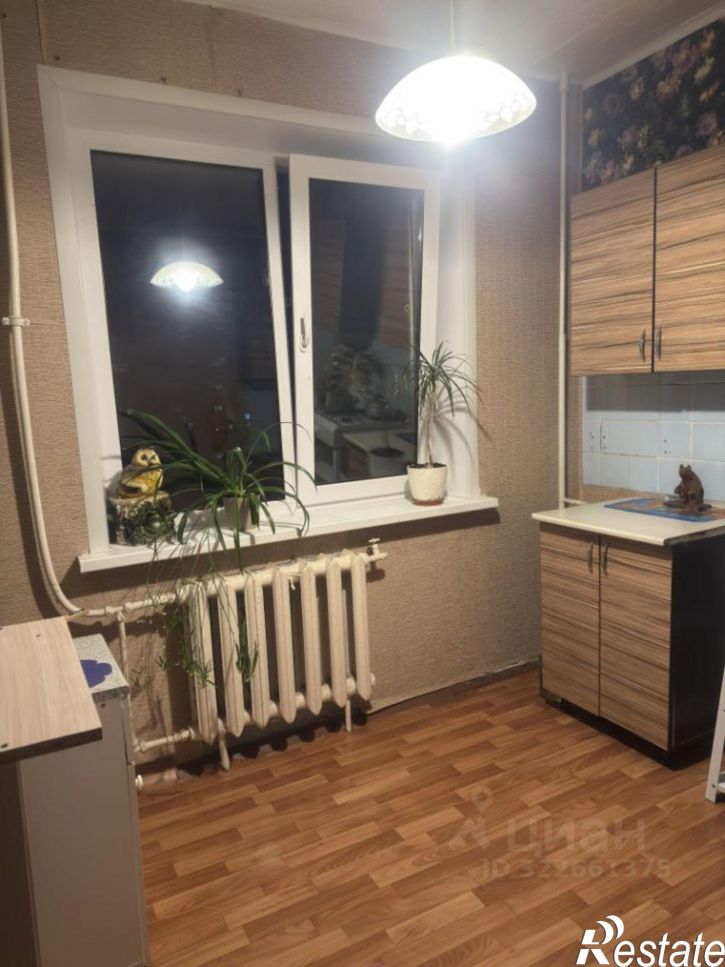 Комната Топольчанская улица, 1,  д. 1