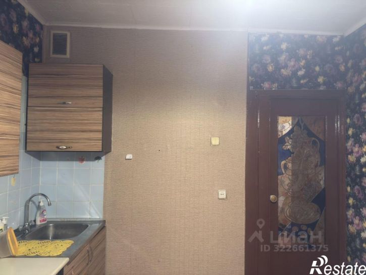 Комната Топольчанская улица, 1,  д. 1