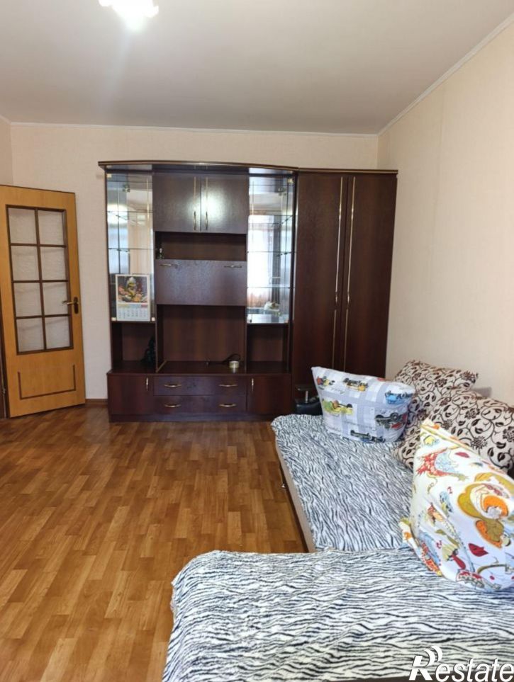 1-комн квартира улица Братьев Никитиных, 8 к5,  д. 8 к5