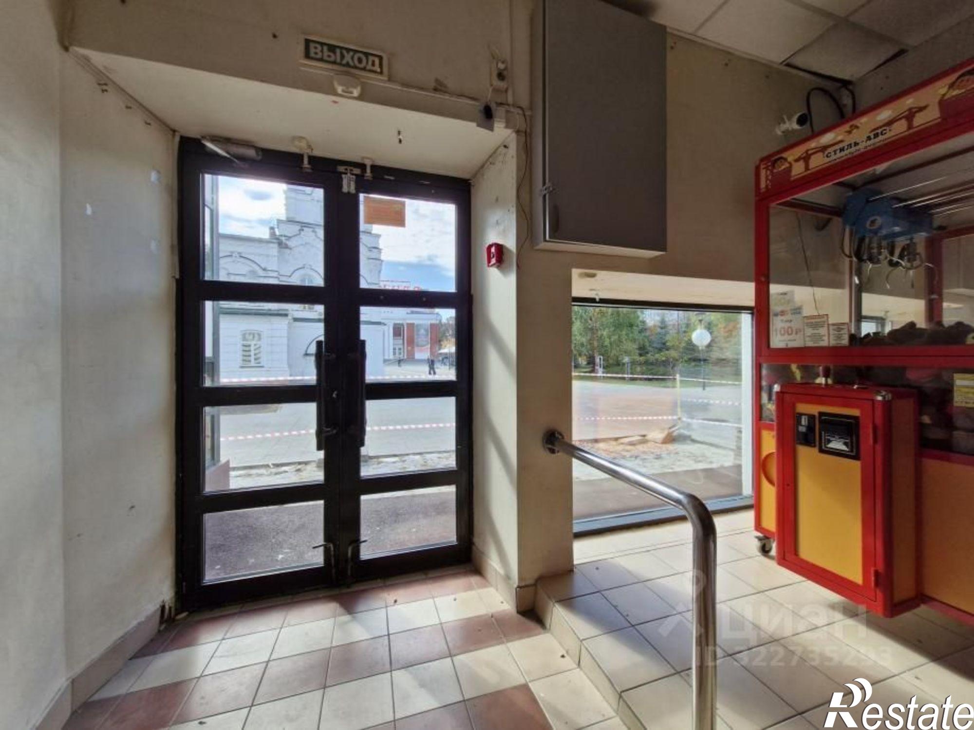 Сдать ОСЗ, отдельно стоящее здание за 513 217 рублей на пл им Кирова С.М., 1А