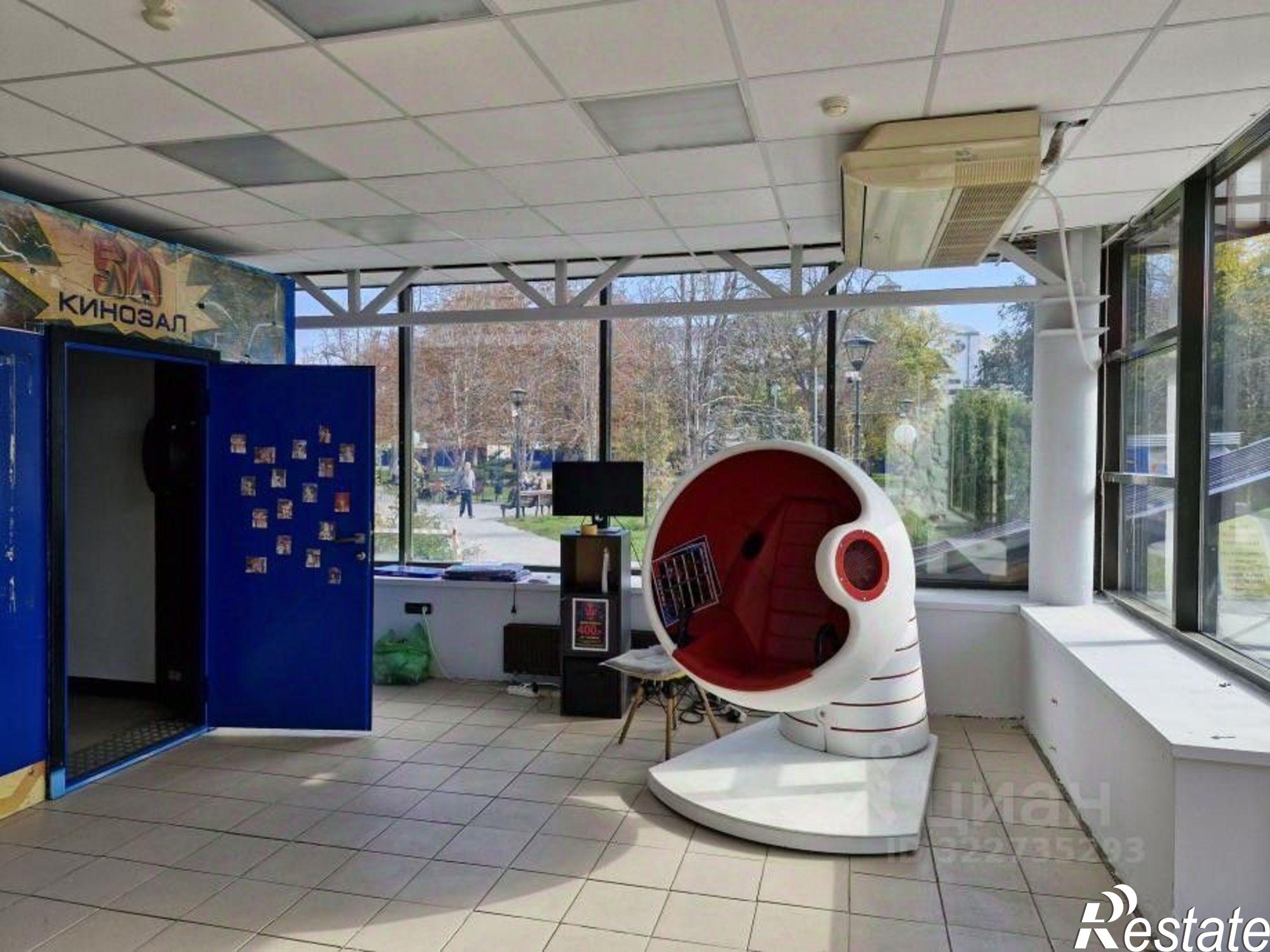 Сдать ОСЗ, отдельно стоящее здание за 513 217 рублей на пл им Кирова С.М., 1А