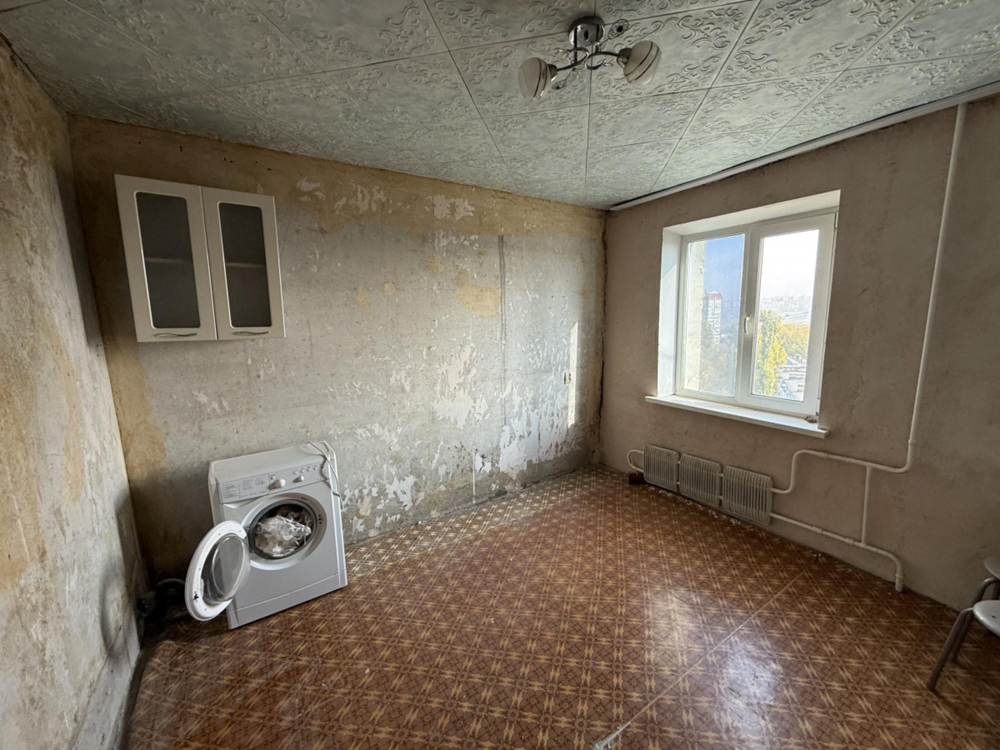 Купить комнату за 1 000 000 рублей на Украинская, 10