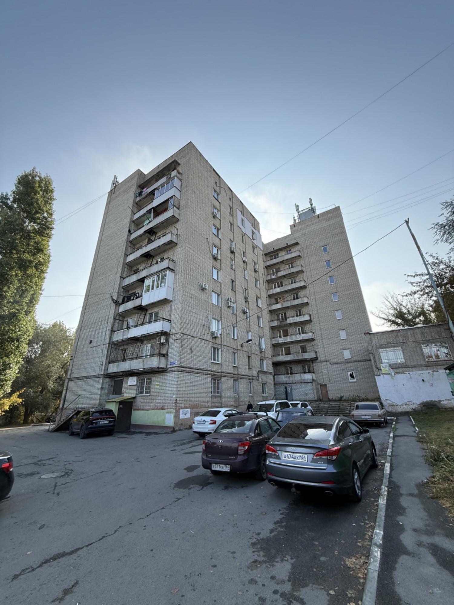 Купить комнату за 1 000 000 рублей на Украинская, 10