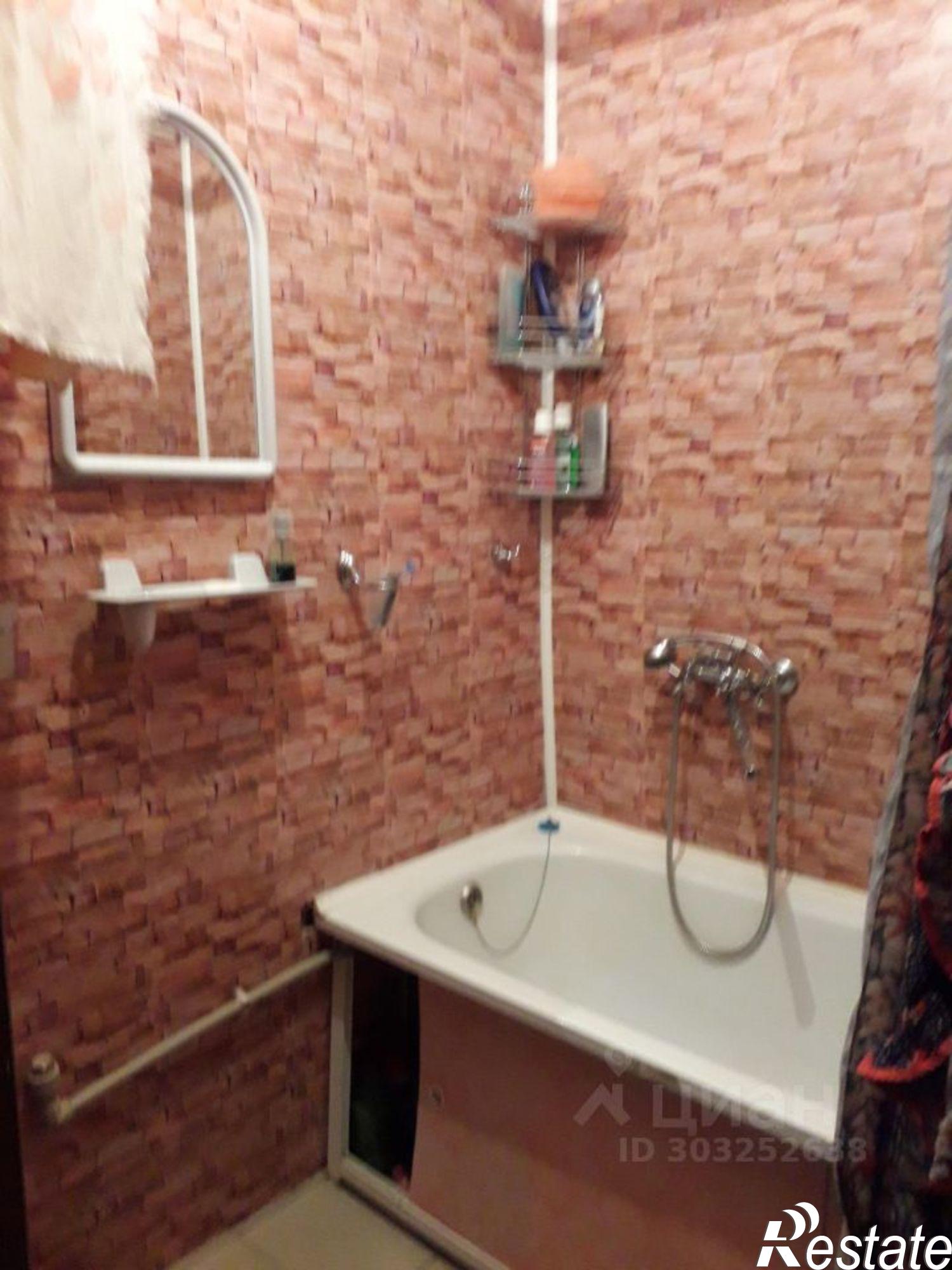 Купить квартиру за 3 100 000 рублей на Миллеровская улица, 62А