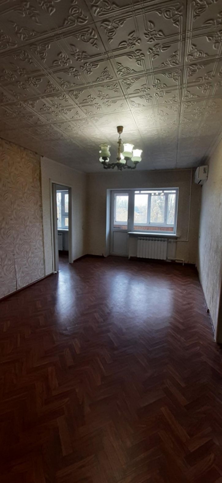 2-комн квартира проспект Строителей, 68