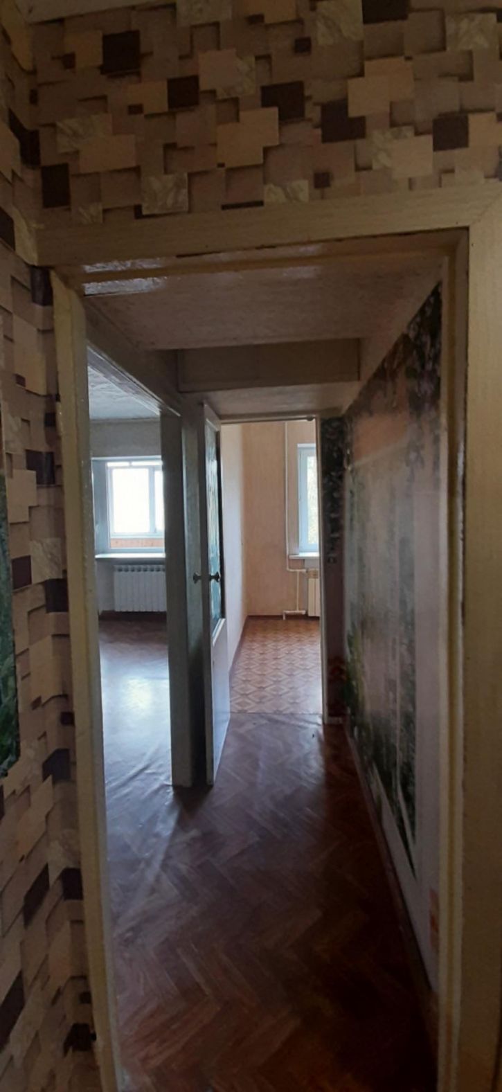 2-комн квартира проспект Строителей, 68