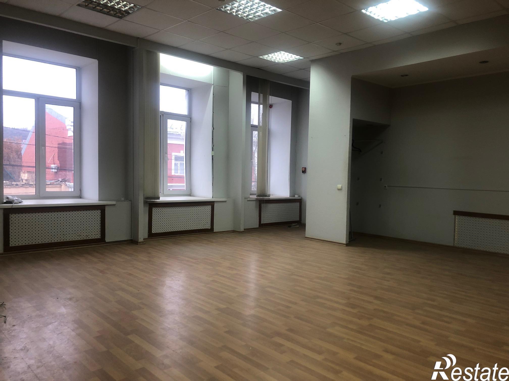 Сдать офис, помещение под офис за 130 000 рублей на Московская, 37