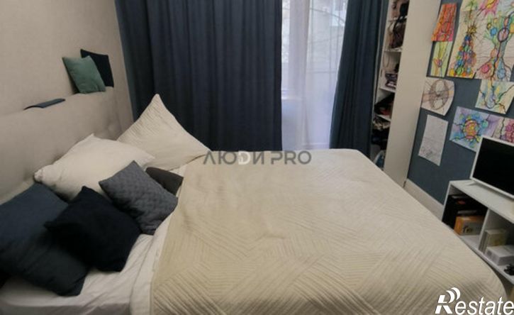 3-комн квартира улица Емлютина, 49,  д. 49