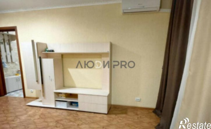 2-комн квартира улица Бардина, 10,  д. 10