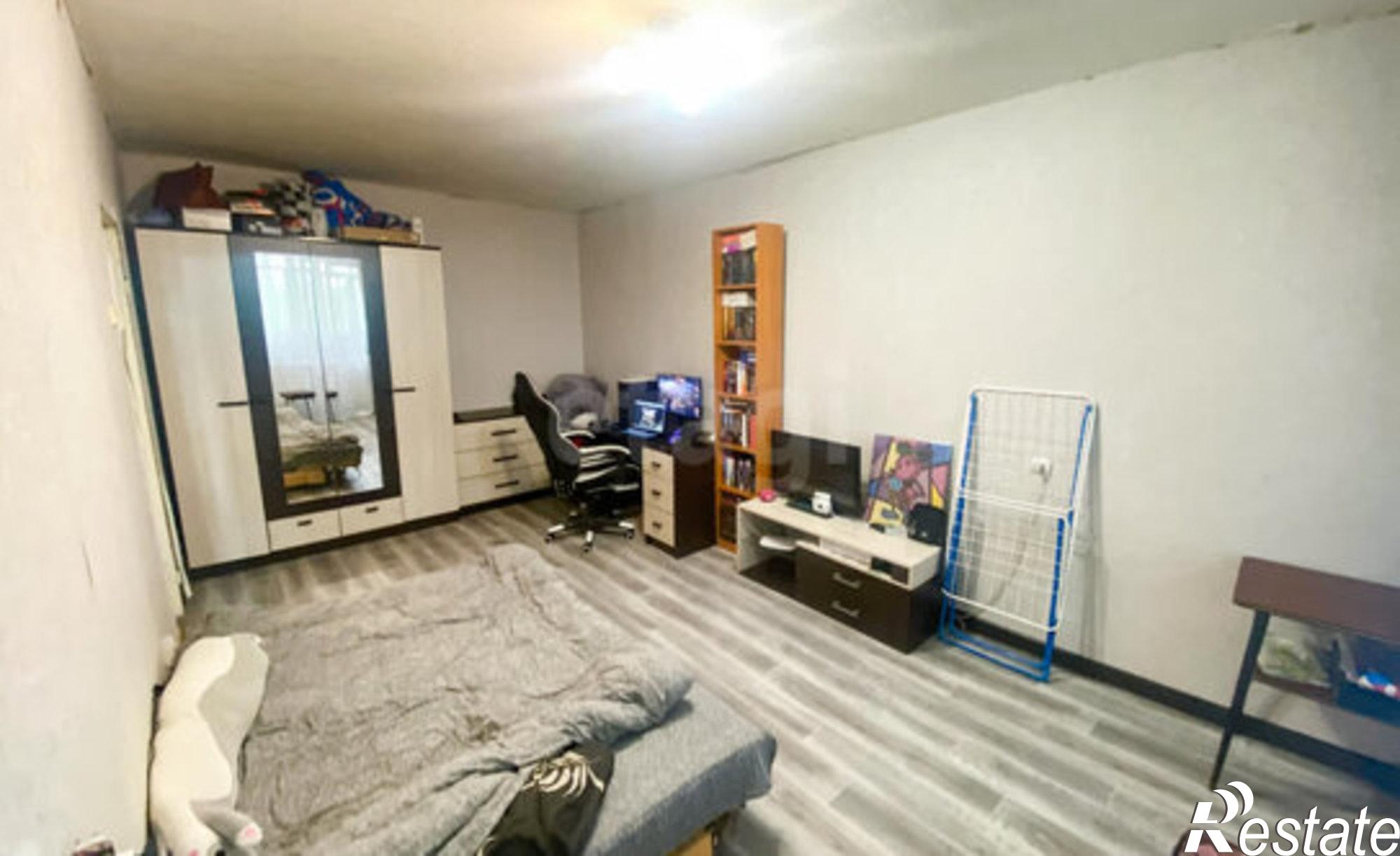 Купить квартиру за 2 350 000 рублей на улица Азина, 21