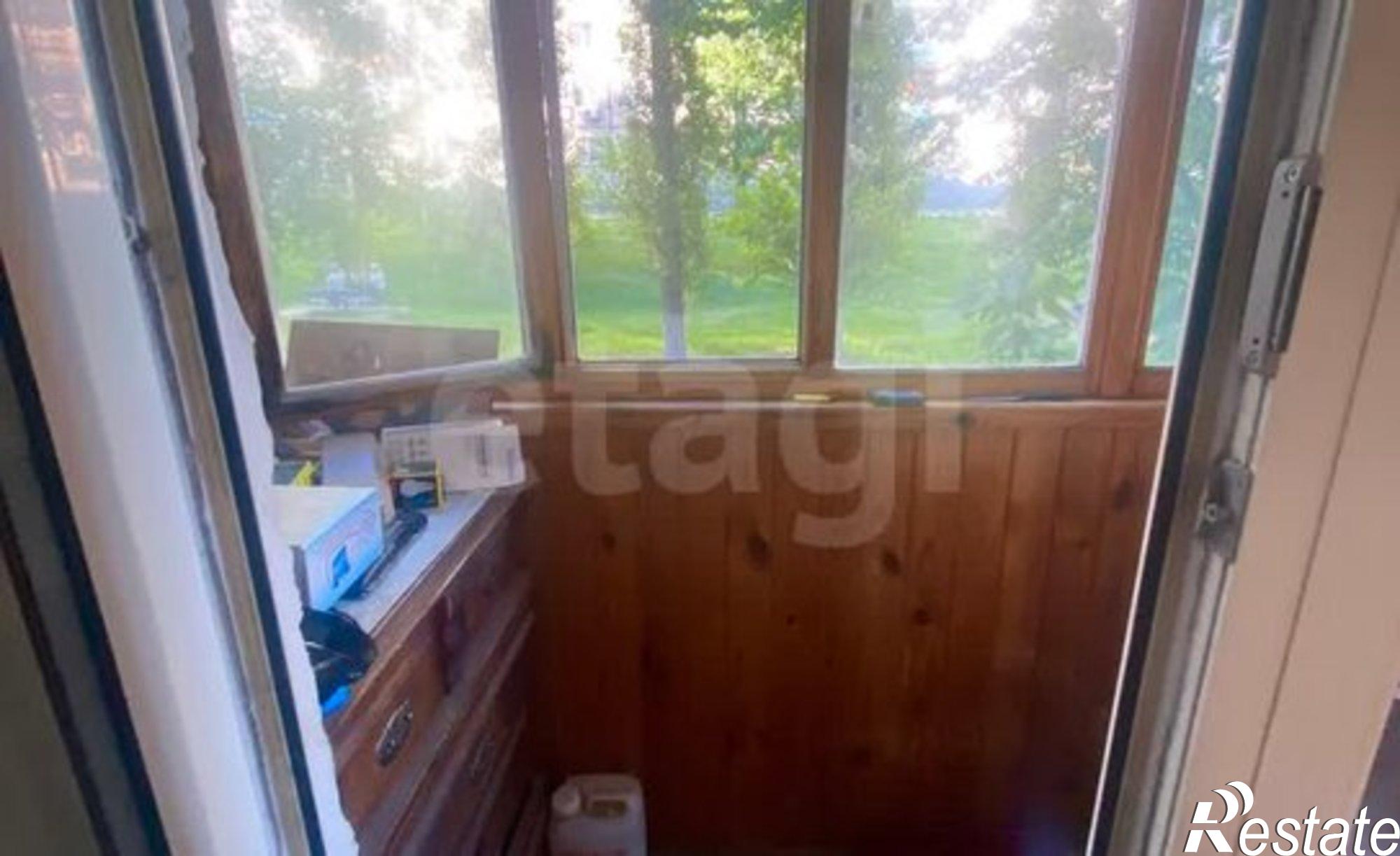 Купить квартиру за 2 350 000 рублей на улица Азина, 21