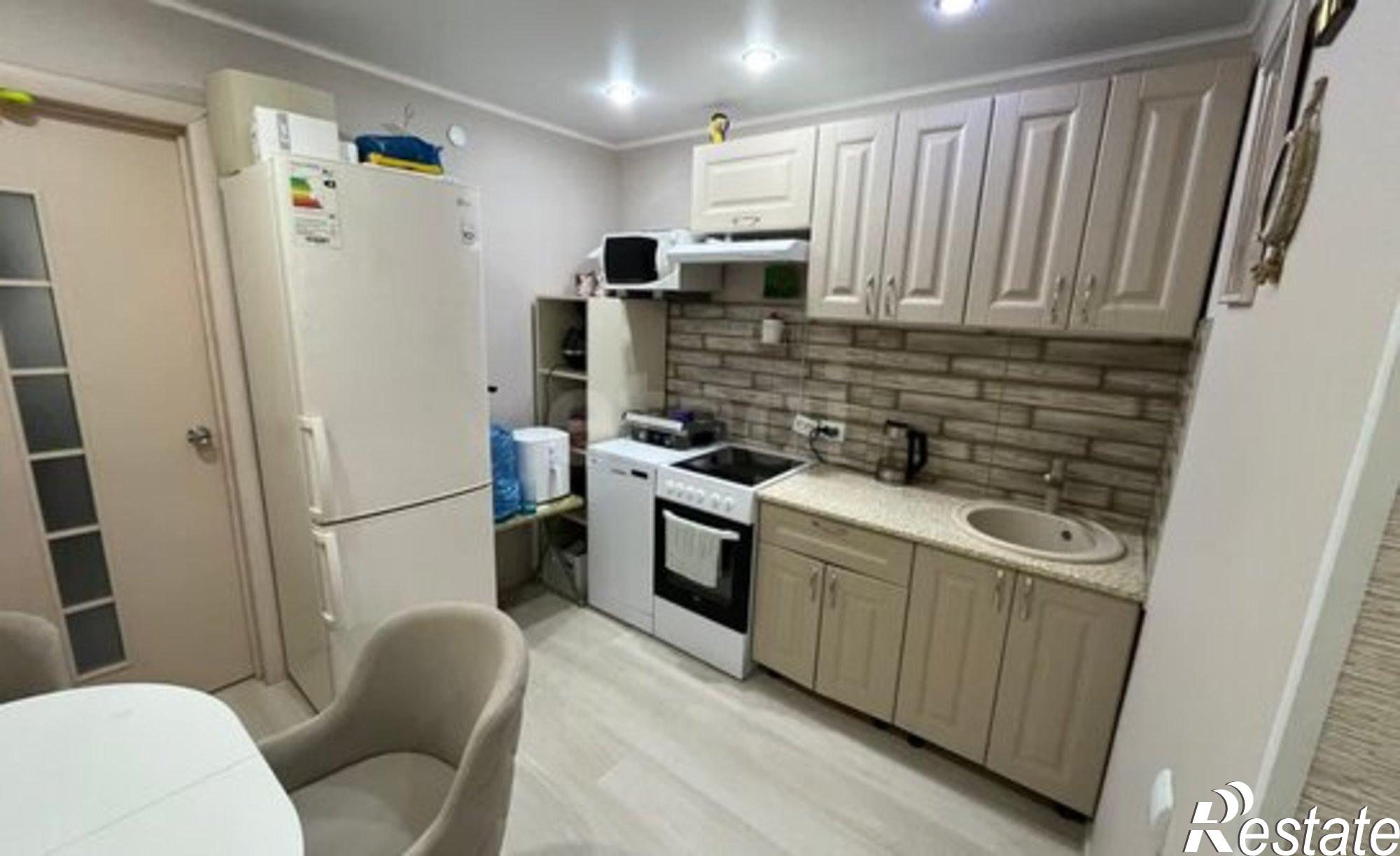 Купить квартиру за 3 700 000 рублей на улица имени Академика Семёнова Н. Н., 11Б