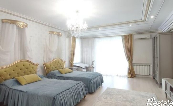 4-комн квартира ул Валовая, 15,  д. 15