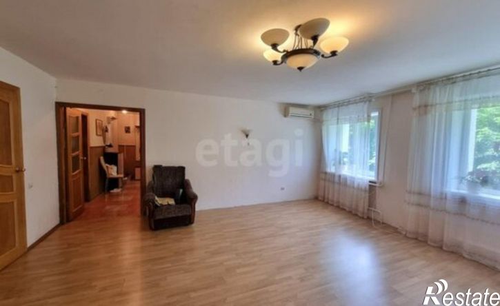 5-комн квартира улица Мичурина, 116А,  д. 116А