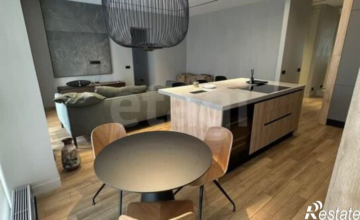 3-комн квартира улица Кутякова, 27,  д. 27