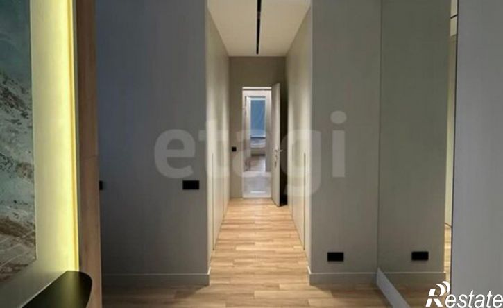 3-комн квартира улица Кутякова, 27,  д. 27