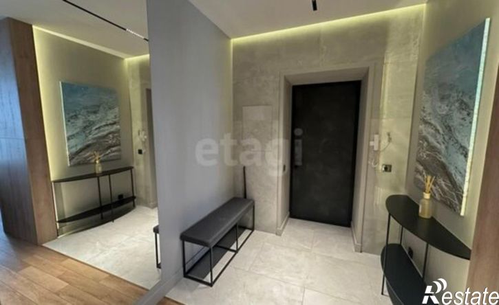 3-комн квартира улица Кутякова, 27,  д. 27