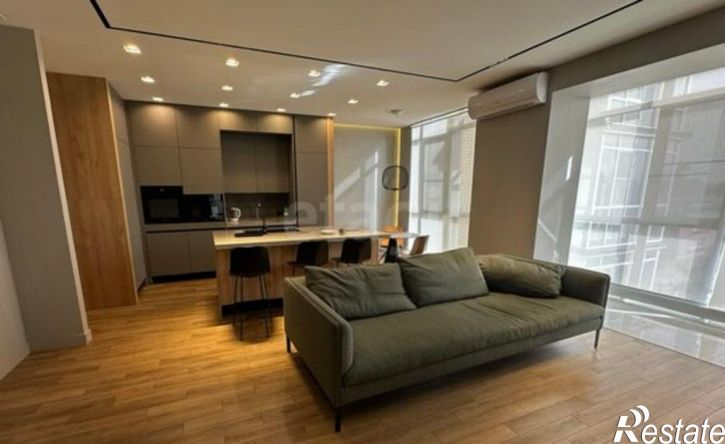 3-комн квартира улица Кутякова, 27,  д. 27