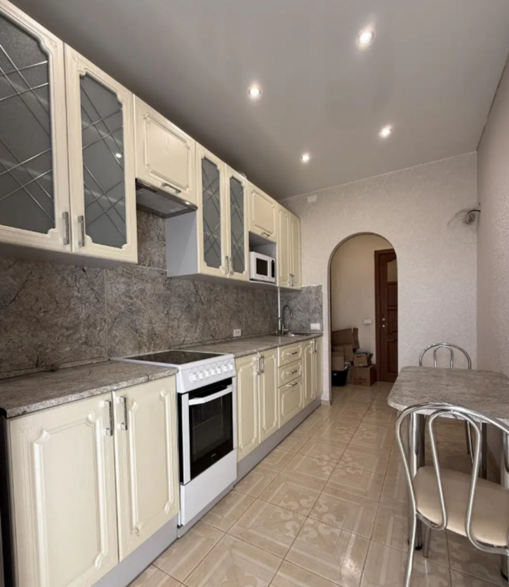 1-комн квартира Им. 53-й Стрелковой Дивизии, 19