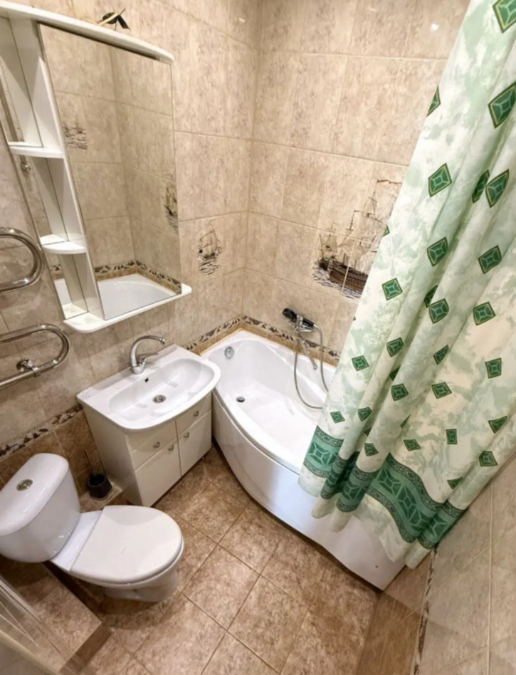 1-комн квартира Им. 53-й Стрелковой Дивизии, 19