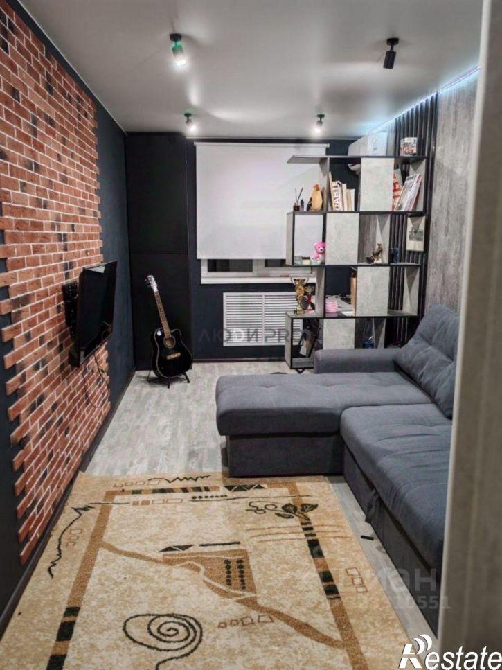 3-комн квартира ул им Емлютина Д.В., 47,  д. 47