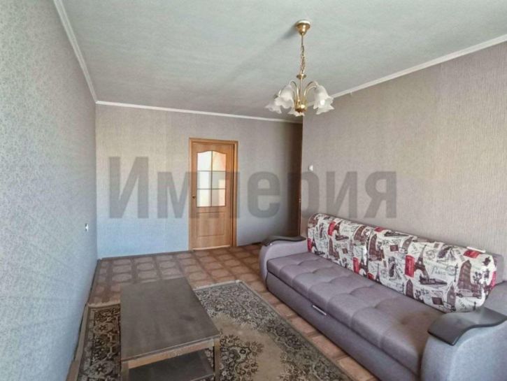 3-комн квартира Строителей проспект, 2