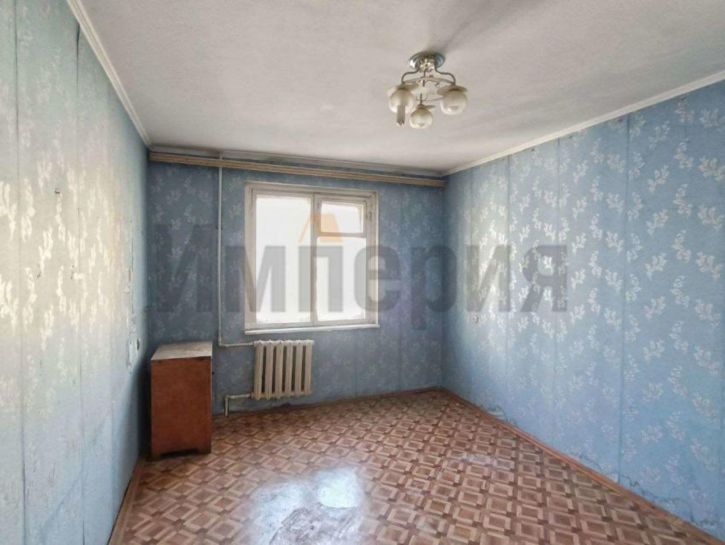 3-комн квартира Строителей проспект, 2