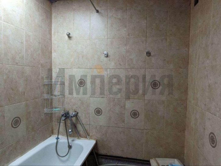 3-комн квартира Днепропетровская улица, 18