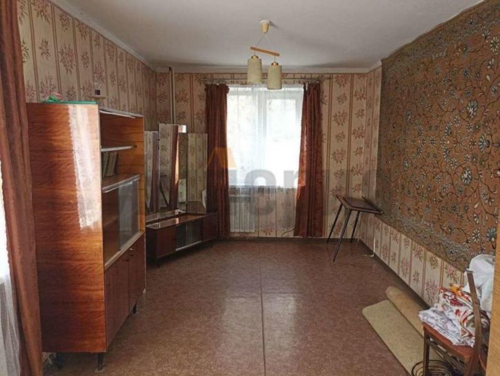 4-комн квартира имени 50 лет Октября проспект, 15