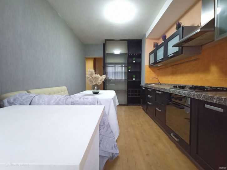 3-комн квартира Строителей 1-й проезд, 5/1