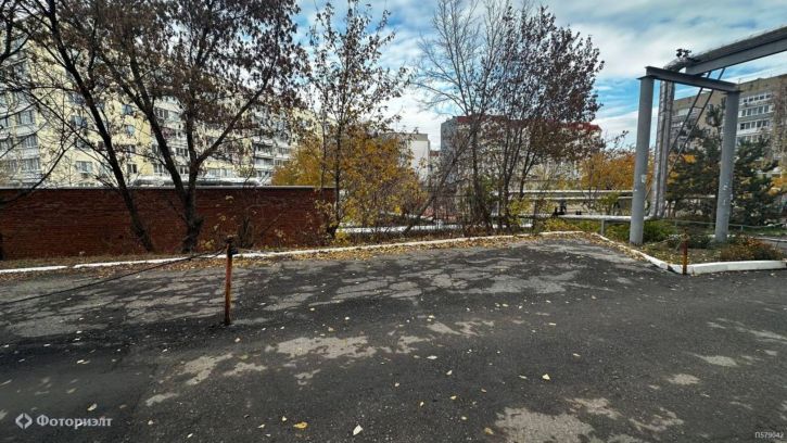 4-комн квартира Саловская ул, 8