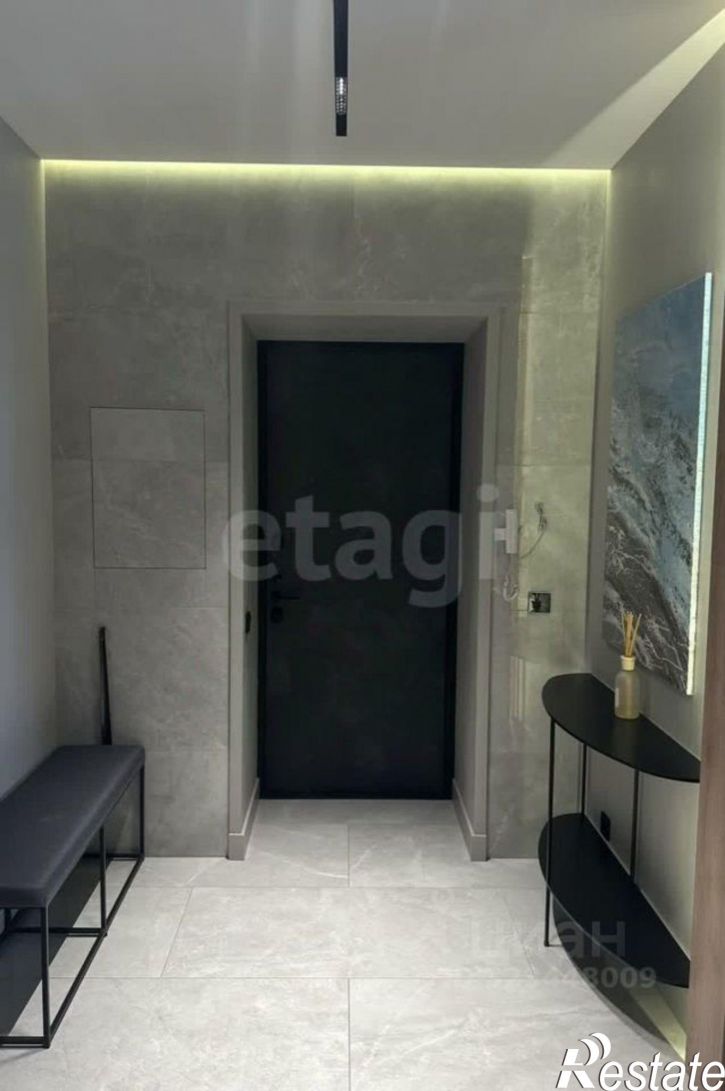 3-комн квартира улица Кутякова, 27,  д. 27