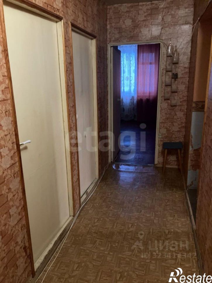 3-комн квартира улица Благодарова, 1,  д. 1