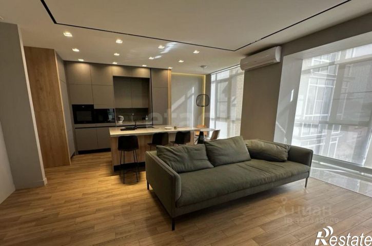 3-комн квартира улица Кутякова, 27,  д. 27