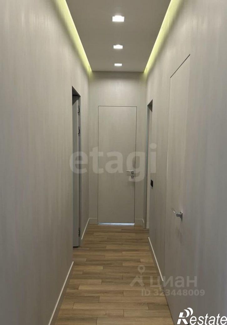 3-комн квартира улица Кутякова, 27,  д. 27