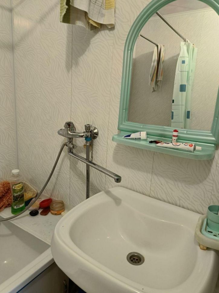 2-комн квартира Брянская ул, 24