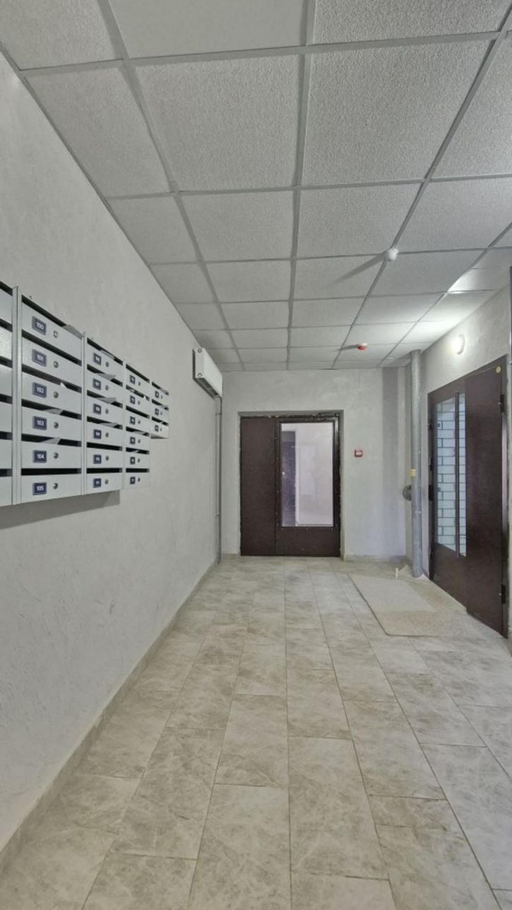 1-комн квартира Героев Отечества пр-кт, 8