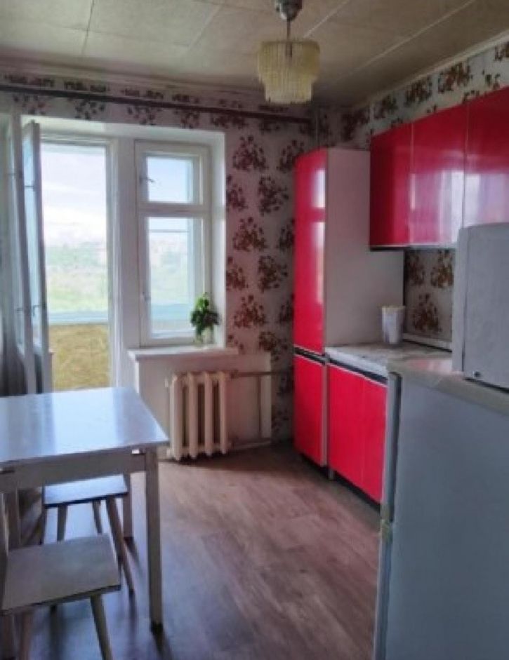 2-комн квартира Луговая ул., 10/20