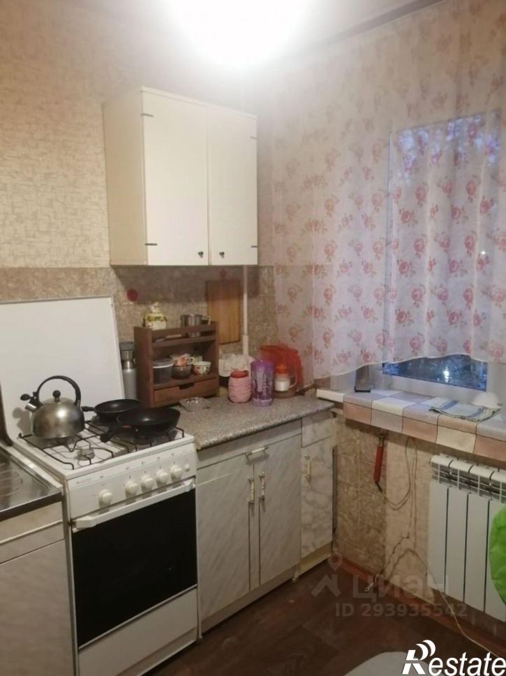 3-комн квартира улица Азина, 35А,  д. 35А