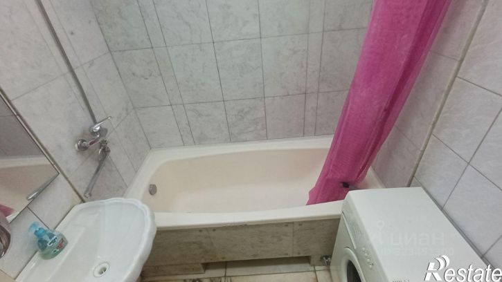 3-комн квартира пр-кт Строителей, 16А,  д. 16А