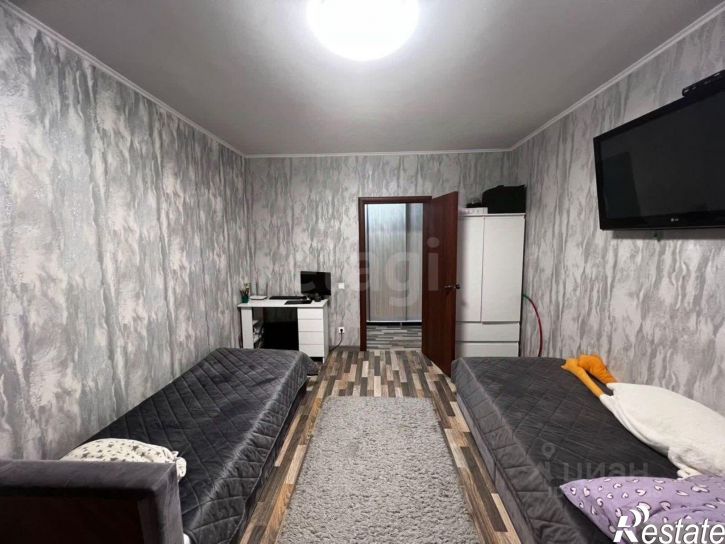2-комн квартира улица Романтиков, 48Б,  д. 48Б