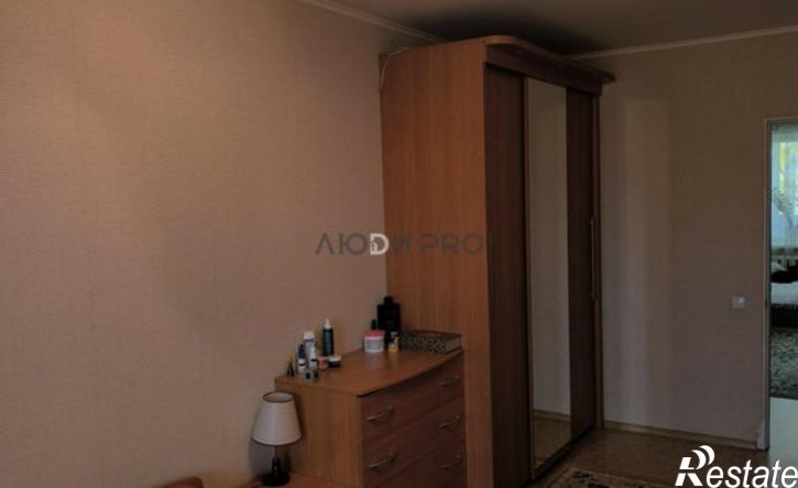 3-комн квартира пр-кт Строителей, 4,  д. 4