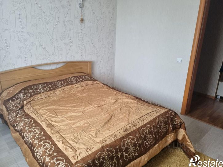 3-комн квартира проспект 50 лет Октября, 7,  д. 7