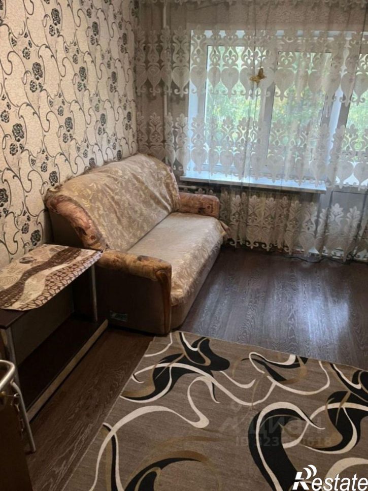 Комната пр-кт им 50 лет Октября, 134А,  д. 134А